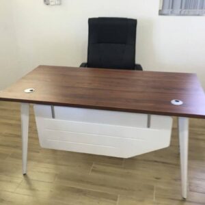 Bàn LUX120SC10 thiết kế mới mẻ thời trang cho văn phòng đẹp