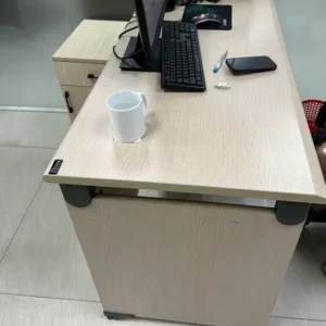 Bàn làm việc NT120S cạnh vát cong