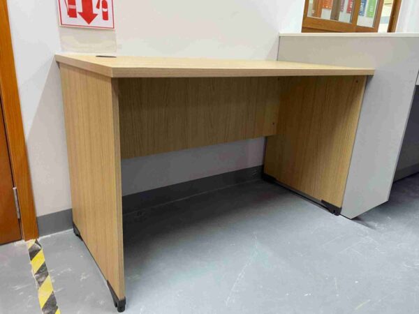 Bàn văn phòng AT120S không bao gồm hộc bàn quốc dân - Ảnh 2