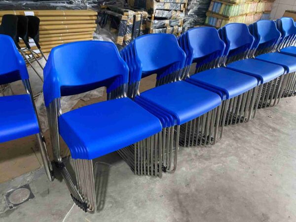 Ghế chân quỳ tựa lưng may mắn GM-2805 Xuân Hoà- Có thể xếp chồng