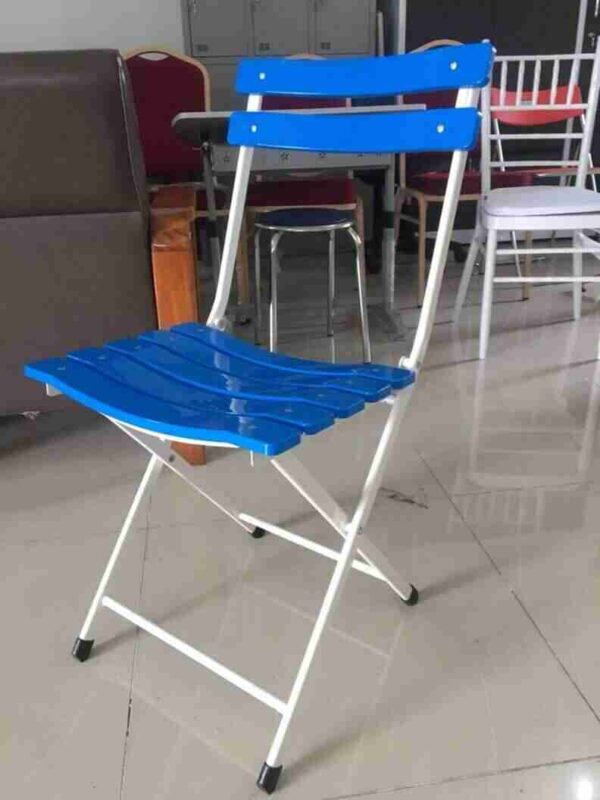 Ghế gấp GS-2300 với 7 nan nhựa êm ái thư giãn cuộc sống