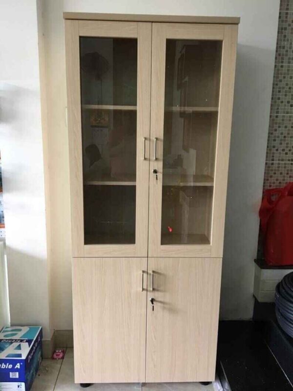 Tủ gỗ cánh kính giá rẻ AT1960KG sang đẹp may mắn cho bạn